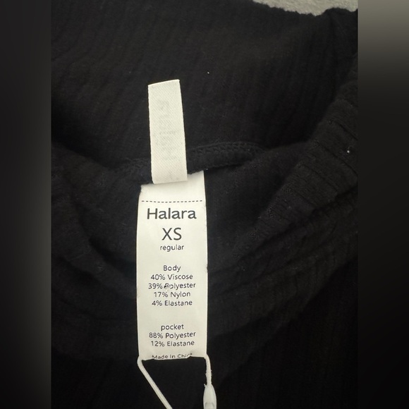 Halara Ribbed Knit Crossover High Waisted Pocket Casual Flare Pants NWT XS - Picture 10 of 11